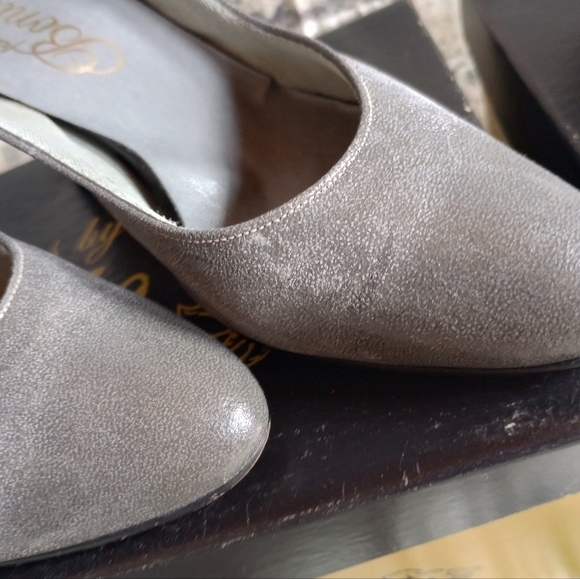 Women's Heels in Brown and Gray - Picture 4 of 15